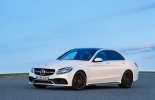 http---image.motortrend.com-f-roadtests-sedans-1409_2015_mercedes_amg_c63_first_look-75648476-2015-mercedes-amg-c63-s-front-three-quarters